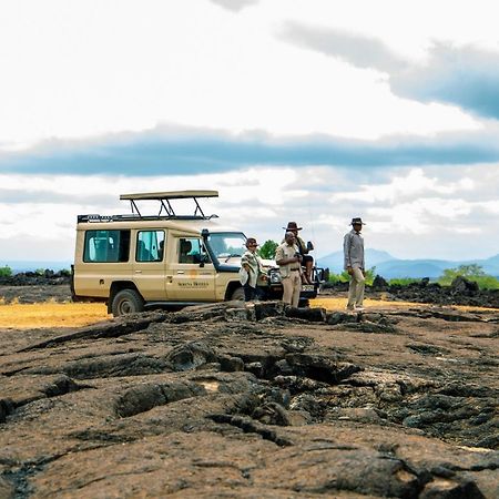 Kilaguni Serena Safari Lodge Tsavo Ngoại thất bức ảnh