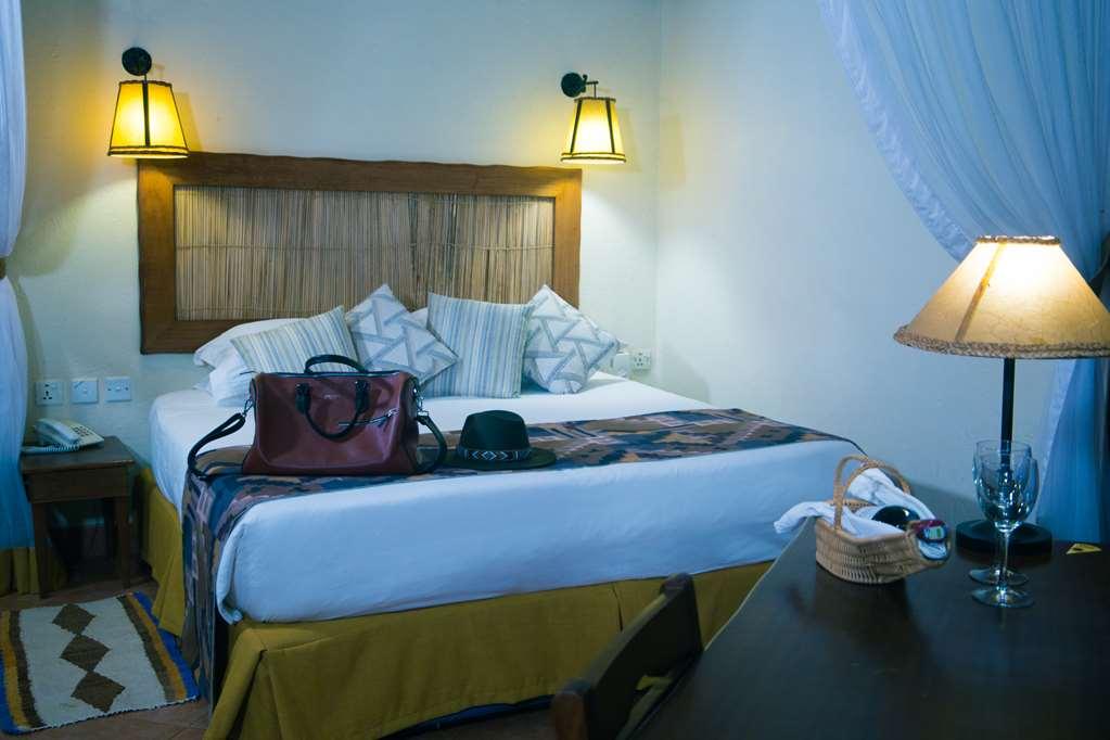 Kilaguni Serena Safari Lodge Tsavo Phòng bức ảnh