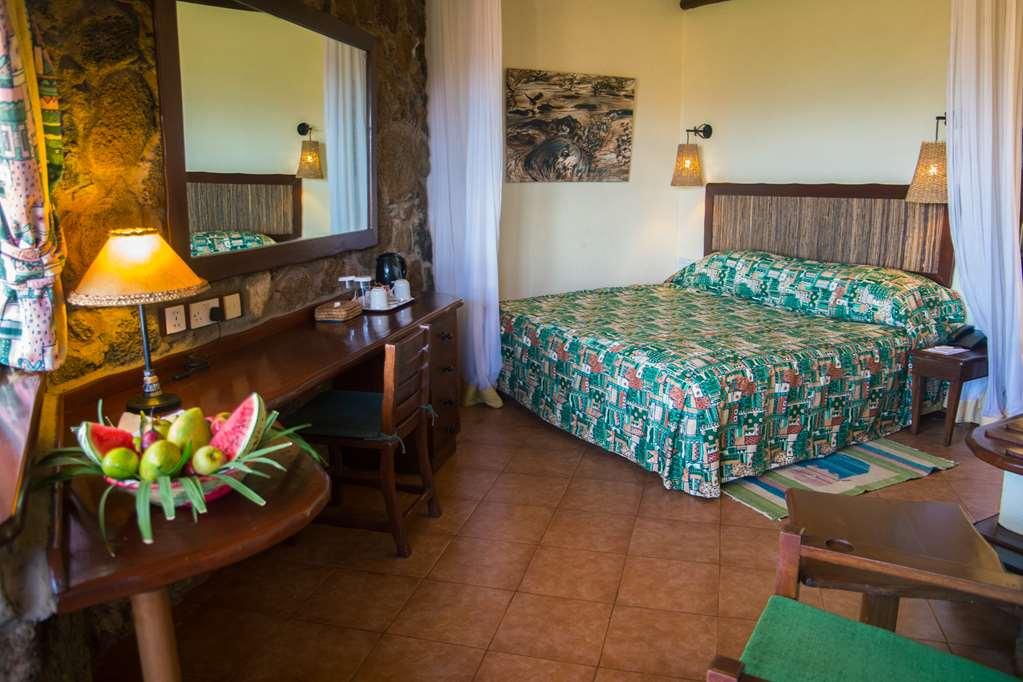 Kilaguni Serena Safari Lodge Tsavo Phòng bức ảnh