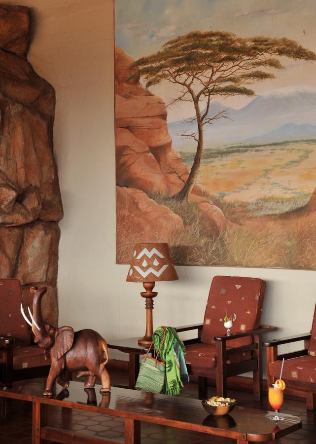 Kilaguni Serena Safari Lodge Tsavo Ngoại thất bức ảnh